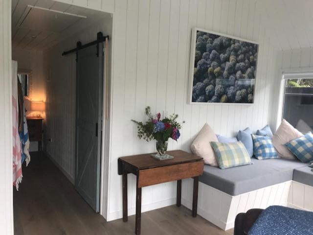 Hahei Kereru Cottage Екстериор снимка